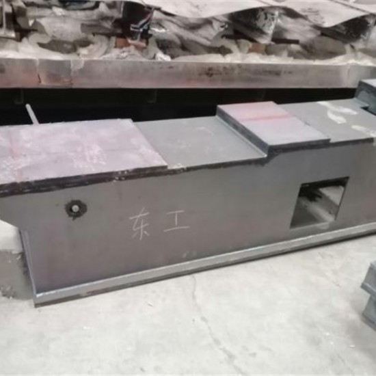 特大型打砂設(shè)備，對所有特大型金屬件表面打砂清除表面雜質(zhì)